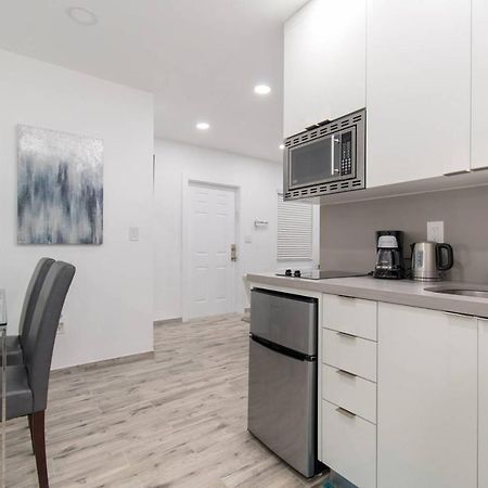 Newly Renovated 1 Bedroom Apt Designer Unit # 3 Dania Beach Zewnętrze zdjęcie